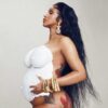 Η Cardi B έγινε ξανά μανούλα